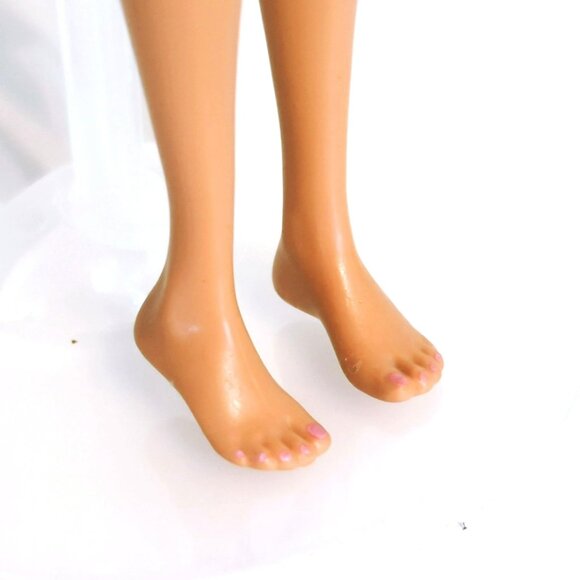 Barbie Beach Teresa Surf’s Up Fashion Doll 2008 L9546 Flat Feet Restyled OOAK - Picture 8 of 8